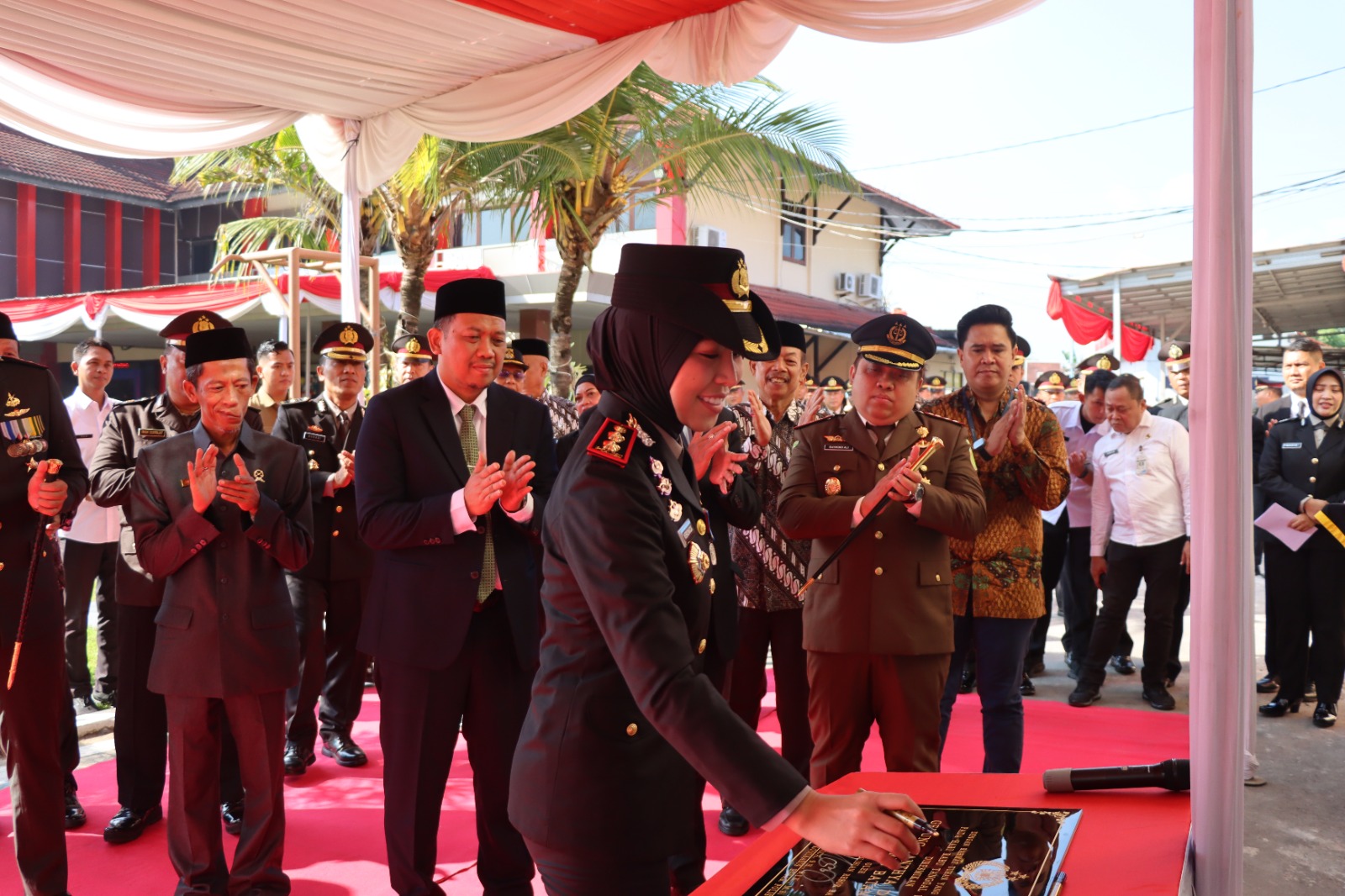 HUT ke-80 Bhayangkara, Polres Batang Resmikan Gedung Pelayanan Tathya Daraka