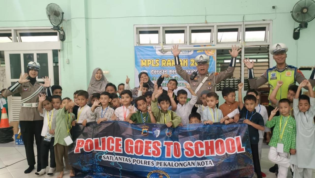 Police Goes to School Jadi Upaya Polres Pekalongan Kota Cegah Bullying dan Kenakalan Remaja
