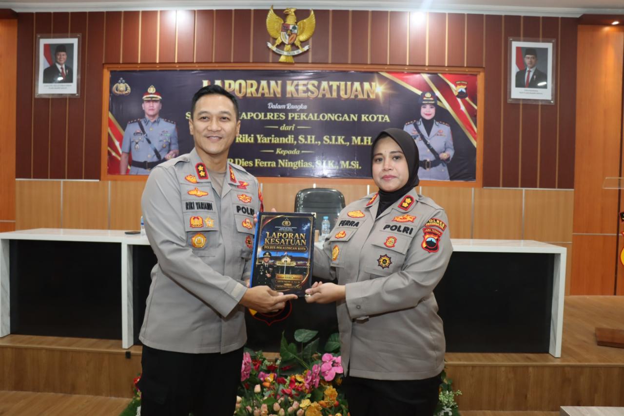 Tongkat Komando Polres Pekalongan Kota Berganti, AKBP Dies Ferra Ningtias Gantikan AKBP Riki Yariandi