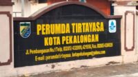 4 Tersangka Korupsi Pengadaan Fiktif PDAM Pekalongan Ditahan, LSM Robin Hood Minta Pemkot Bersih-bersih 4 Tersangka Korupsi Pengadaan Fiktif PDAM Pekalongan Ditahan, LSM Robin Hood Minta Pemkot Bersih-bersih