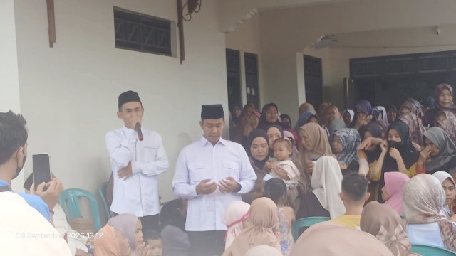 Diiringi Ratusan Warga, Rudi Prawiro Daftar Pilkades Karang Gondang,Usung Transparansi dan Kemandirian Desa