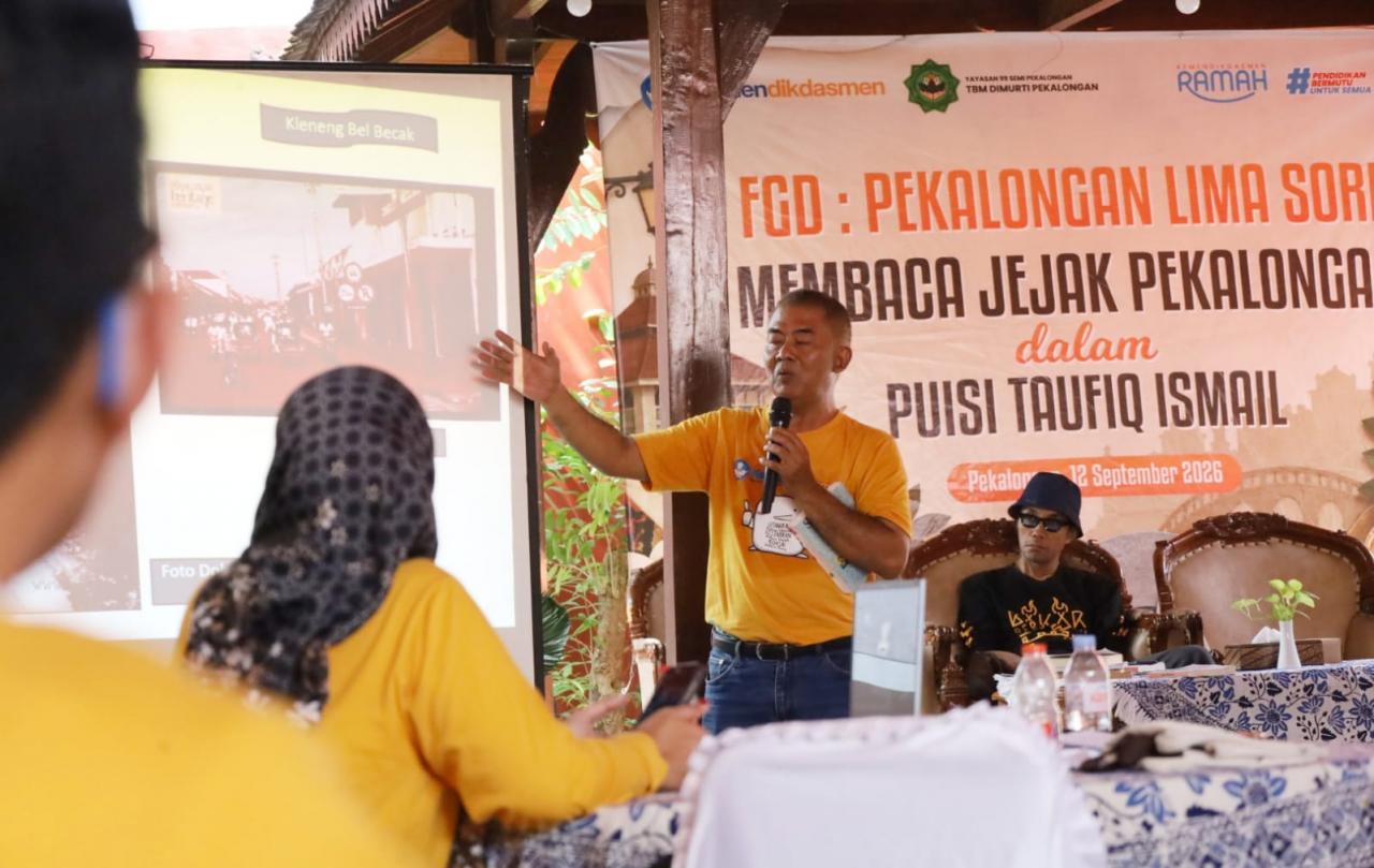 Menelusuri Pekalongan Era 1960-an dalam Buku Pekalongan 5 Sore